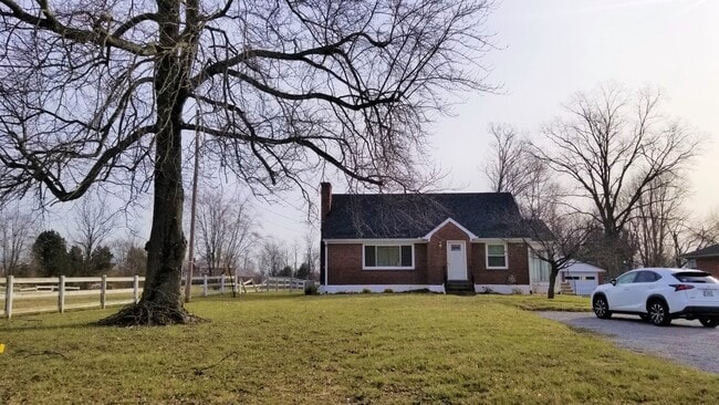 5501 Billtown Rd in Louisville, KY - Building Photo - Building Photo