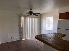 195 N Cottonwood St in Chandler, AZ - Building Photo - Building Photo