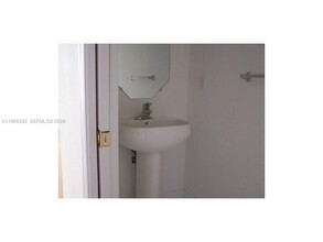 2779 SW 82nd Ave in Miramar, FL - Building Photo - Building Photo