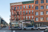 1058 Greene Ave in Brooklyn, NY - Foto de edificio - Building Photo