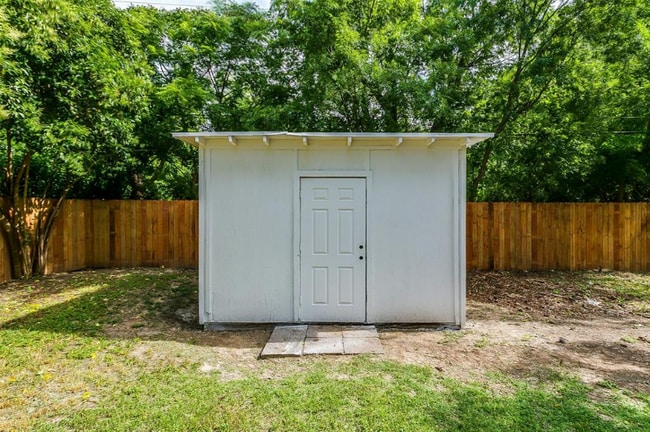 5129 Kessler Rd in River Oaks, TX - Building Photo - Building Photo