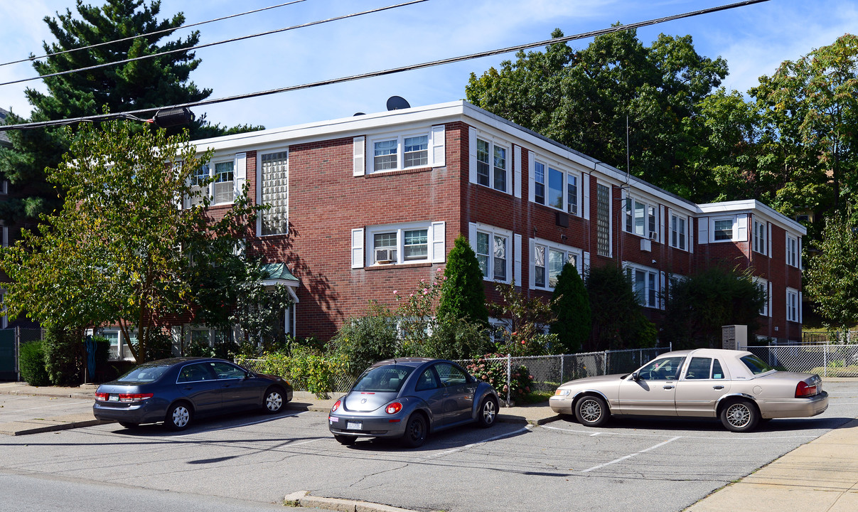 4 Highland St in Pawtucket, RI - Foto de edificio