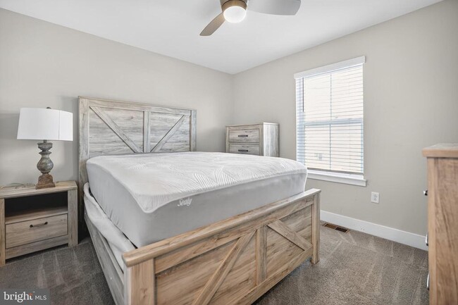 property at 4121 Hatley Pl