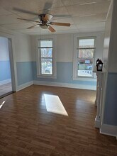 421 Tazewell Ave, Unit 421 Cape Charles in Cape Charles, VA - Foto de edificio - Building Photo