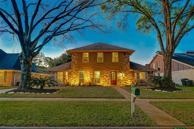 property at 5914 Don White Ln