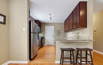 2145 Ridge Ave in Evanston, IL - Building Photo - Building Photo