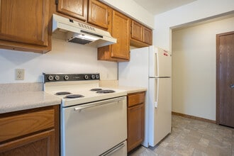 Brookmeadow Apartments in Grandville, MI - Building Photo - Interior Photo