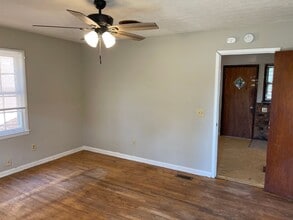 220 Vero Ct in Opelika, AL - Building Photo - Building Photo