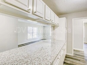 1118 Madison Ave in Pasadena, TX - Building Photo - Building Photo