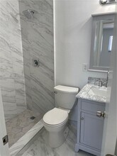 7927 SW 4th St-Unit -0 in Miami, FL - Building Photo - Building Photo