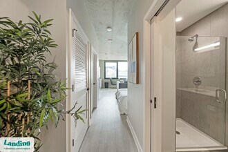 4611 N Broadway in Chicago, IL - Building Photo - Building Photo