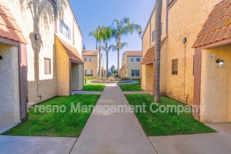 815 S Demaree St in Visalia, CA - Building Photo - Building Photo
