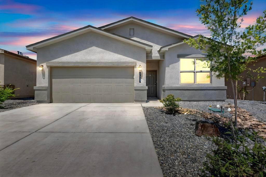 1533 Estrella Noche Lp in Rio Rancho, NM - Building Photo