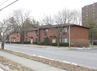 Bridge Park Apartments in Poughkeepsie, NY - Building Photo - Building Photo