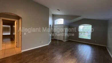2775 Eagle Canyon Dr S in Kissimmee, FL - Building Photo - Building Photo