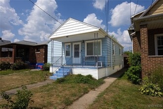 2784 Monroe Ave in Niagara Falls, NY - Building Photo - Building Photo