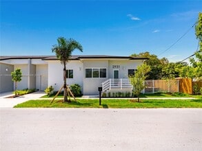 2931 SW 12th Ave in Fort Lauderdale, FL - Building Photo - Building Photo