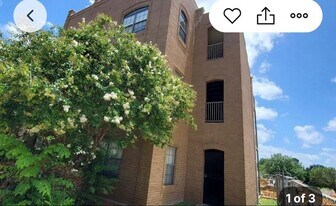 309 W Hickory St in Denton, TX - Building Photo
