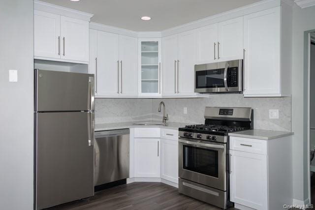 55 5th Ave in Bay Shore, NY - Building Photo - Building Photo