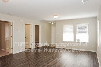 135 Wethersfield Dr in Harvest, AL - Building Photo - Building Photo