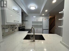 53 Redhead Crescent in Toronto, ON - Building Photo - Building Photo