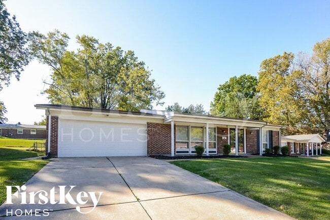 3 Edgestone Ct in Florissant, MO - Building Photo - Building Photo