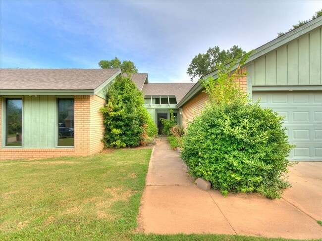 property at 6 Janeway Pl