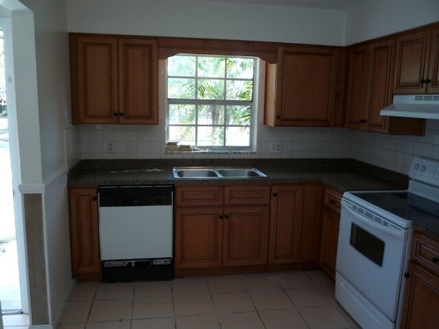 706 Beverly Ave in Altamonte Springs, FL - Building Photo - Building Photo