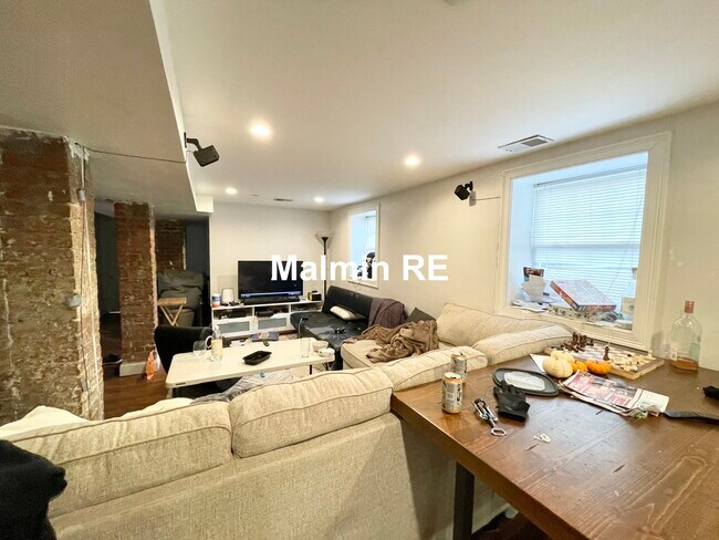 998 Tremont St, Unit 3 in Boston, MA - Building Photo - Building Photo