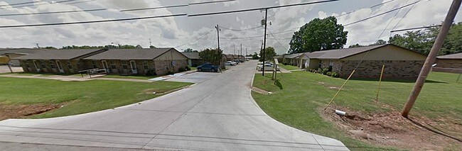 120 Seniors Ii St in Bunkie, LA - Building Photo - Building Photo