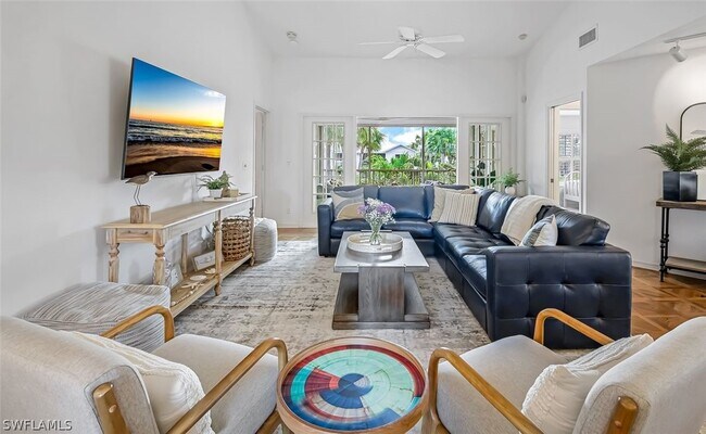 property at 433 2nd St S