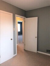 111-38A 38a Ave SW in Calgary, AB - Building Photo - Building Photo