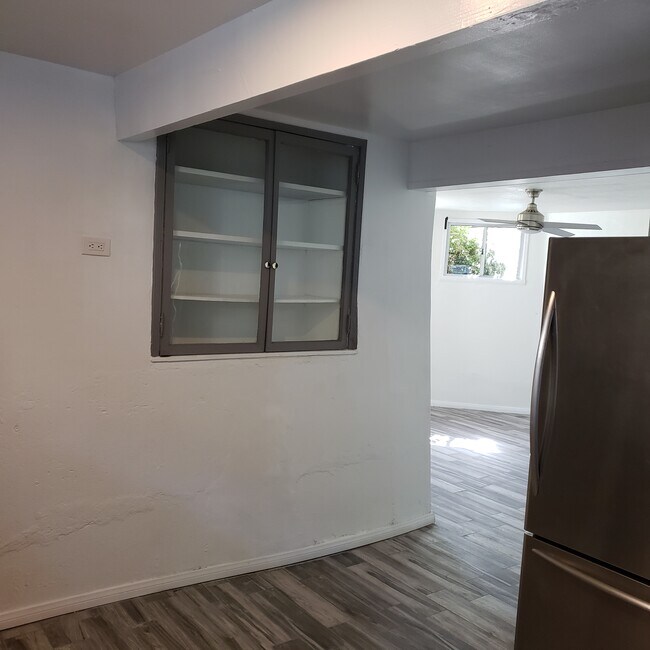 2719 Michigan Ave Apartments and Nearby Los Angeles Apartments For Rent