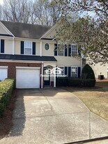 3815 Verde Glen Ln, Unit 3C in Cumming, GA - Building Photo