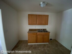 111 Shull St in Shelby, NC - Building Photo - Building Photo