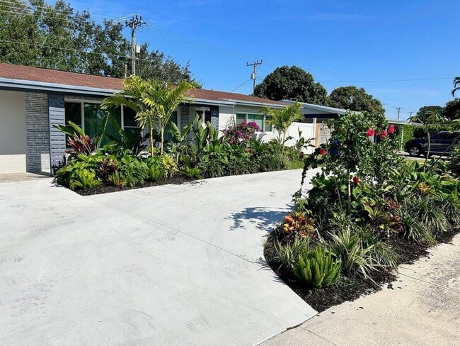 property at 1182 SE 2nd Ave