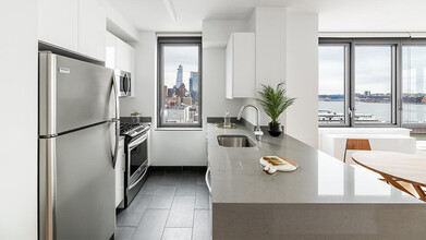 The Max in New York, NY - Foto de edificio - Interior Photo