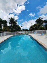 1401 NE 191st St in Miami, FL - Building Photo - Building Photo