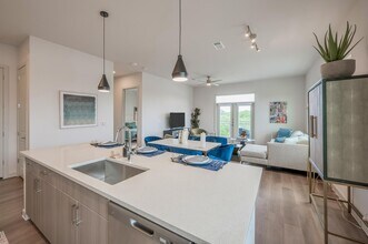508 W Clay St in Houston, TX - Building Photo - Building Photo