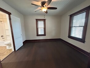 2543 Cedar St in Quincy, IL - Building Photo - Building Photo