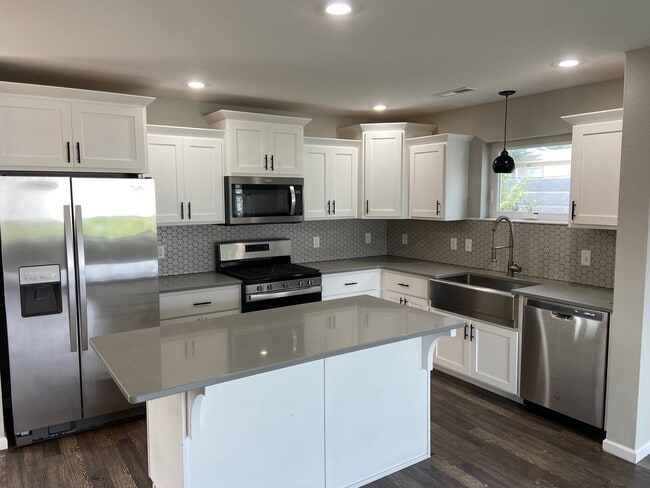 property at 4118 Huron Dr