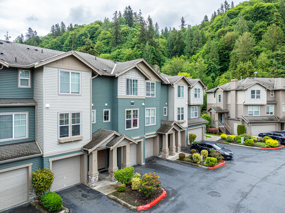 River Valley in Renton, WA - Foto de edificio