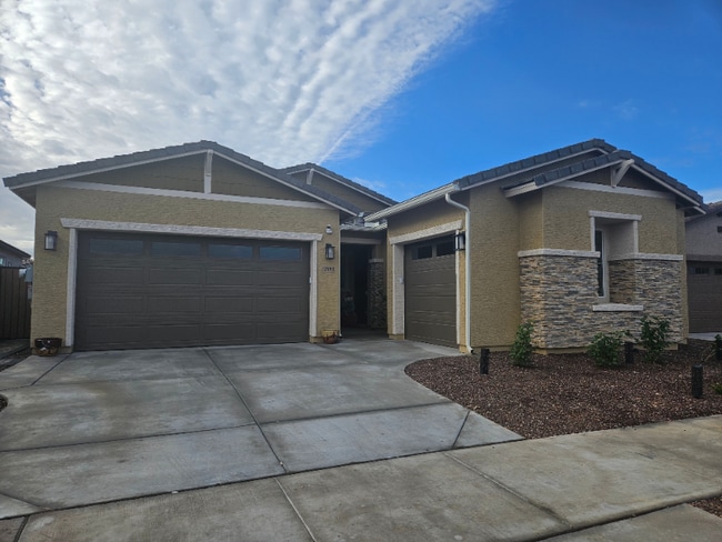 property at 17593 W Victory St