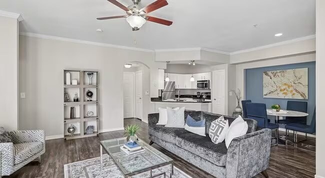 2403 N Washington Ave, Unit 337 in Dallas, TX - Building Photo - Building Photo