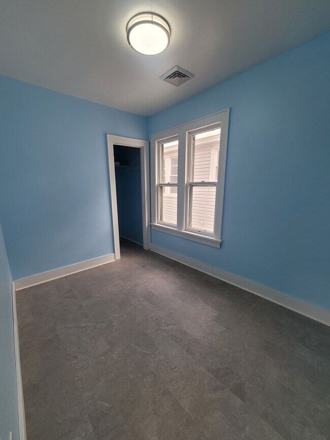 1002 Cutler St, Unit Cutler in Schenectady, NY - Building Photo - Building Photo