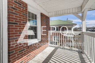 1007 S Main St in Mount Airy, NC - Building Photo - Building Photo