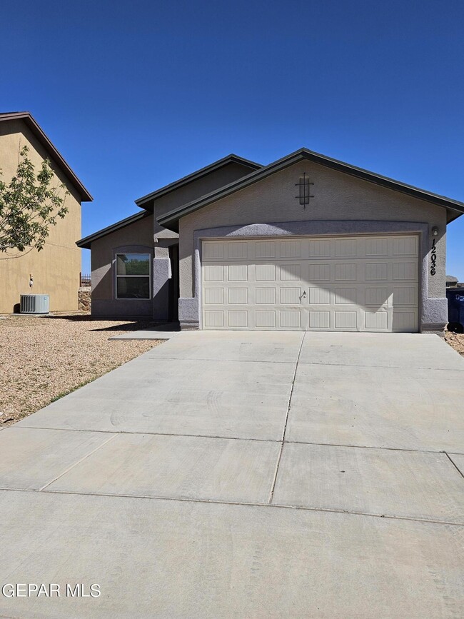 12036 Copper Head Ln in El Paso, TX - Building Photo - Building Photo