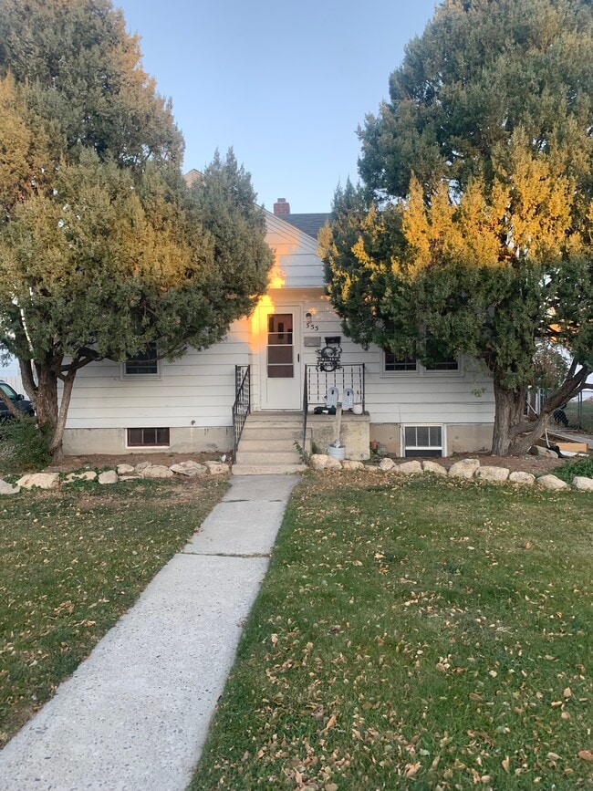 property at 355 N Cheyenne St
