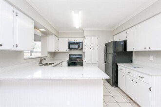 3111 Mercer Rd in Bradenton, FL - Building Photo - Building Photo
