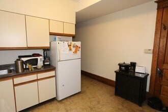 1358 W Barry Ave in Chicago, IL - Building Photo - Building Photo